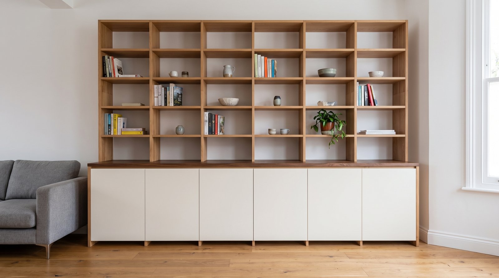 Wohnwand Eiche stabverleimt, breit — im Wohnraum